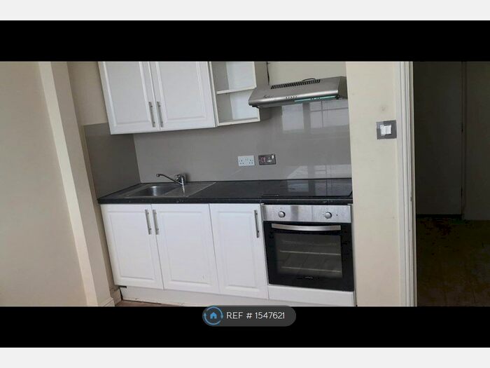 1 Bedroom Flat To Rent In Trafalgar Court, Mundesley, NR11