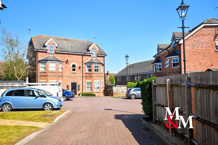 2 Bedroom Apartment To Rent In James Villa, Gilbert Mews, LU7