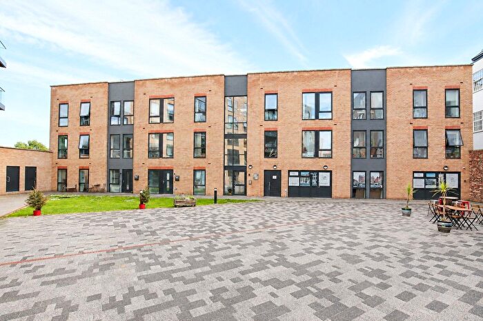 2 Bedroom Flat For Sale In Carmen Beckford Street, Bristol, BS1