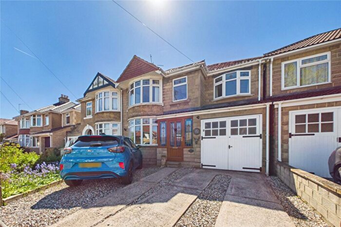 4 Bedroom Semi-Detached House For Sale In Cornwall Avenue, Rodbourne Cheney, Swindon, SN2