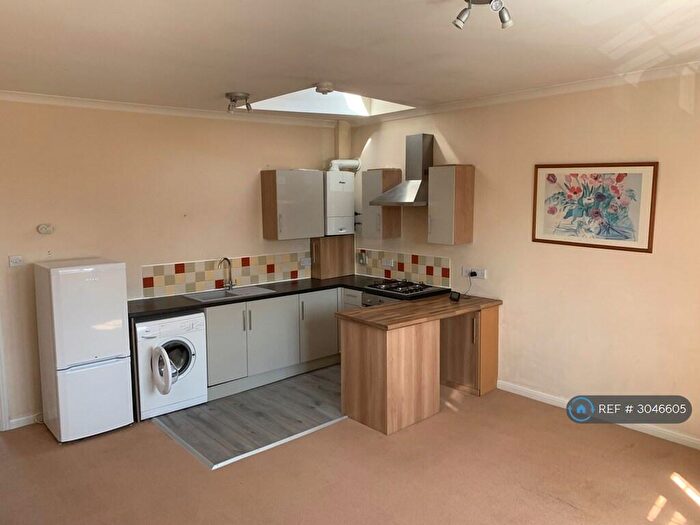 1 Bedroom Flat To Rent In London Road, Burgess Hill, RH15