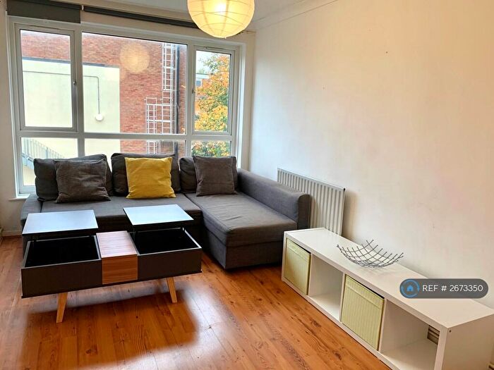 4 Bedroom Flat To Rent In Portia Way, London, E3