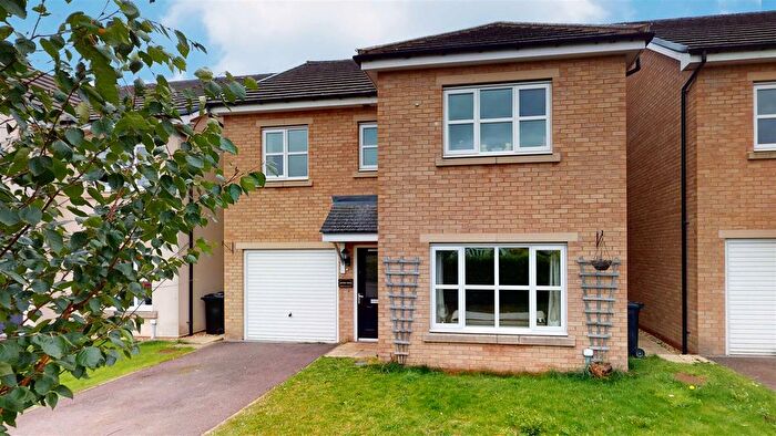 4 Bedroom Detached House To Rent In Banks Crescent, Stamford, PE9