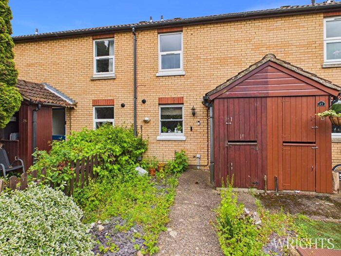 2 Bedroom Terraced House To Rent In Oaktree Garth, Welwyn Garden City, AL7