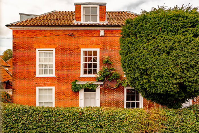 4 Bedroom Detached House For Sale In Hungate House, Hungate Lane, Beccles, Suffolk, NR34