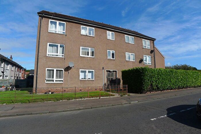 2 Bedroom Flat To Rent In Craigmount Road, Dundee, DD2