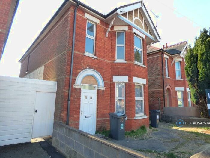 7 Bedroom Detached House To Rent In Nortoft Road, Bournemouth, BH8