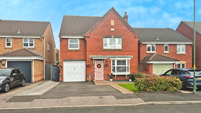 4 Bedroom Detached House For Sale In Bulrush Close, Brownhills, Walsall, WS8