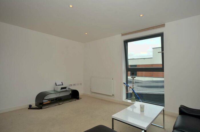 2 Bedroom Flat To Rent In Alexandra Terrace, Guildford, GU1