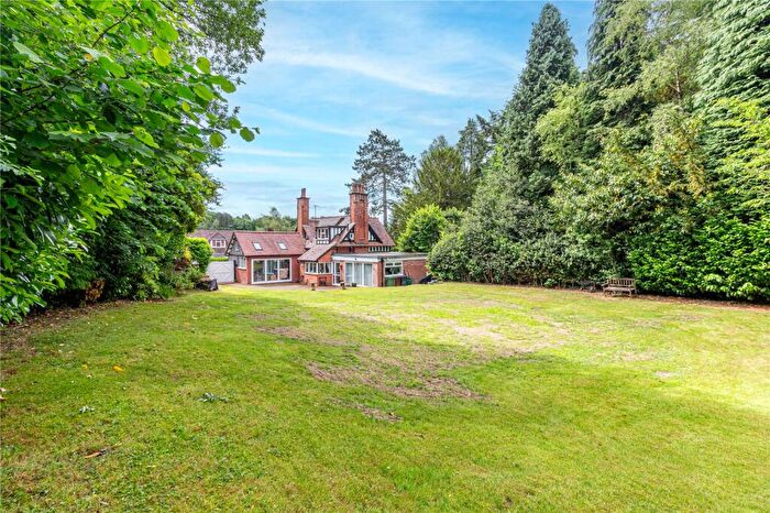 3 Bedroom Detached House For Sale In Brookhouse Road, Barnt Green, Birmingham, Worcestershire, B45