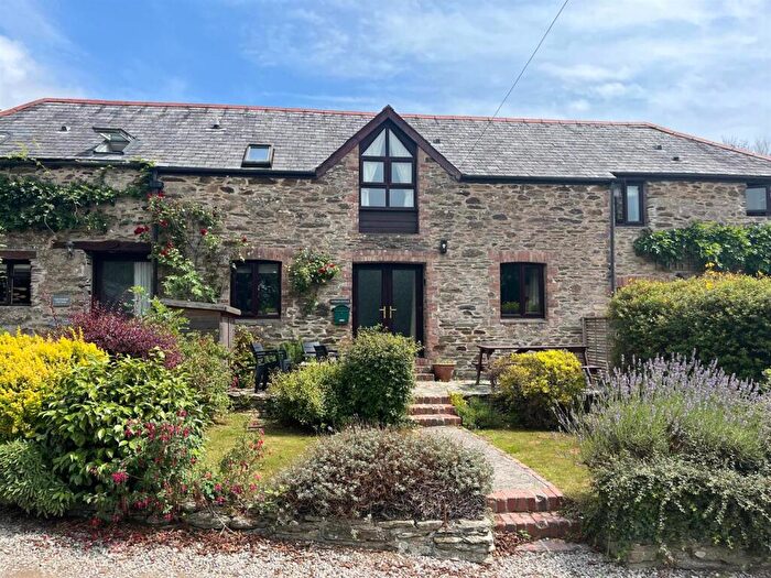 2 Bedroom House For Sale In Lawhyre, Polvillion Road, Fowey, PL23