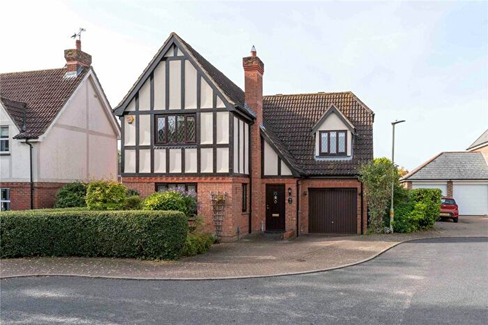 4 Bedroom Detached House To Rent In Larkspur Close, Bishops Stortford, Herts, CM23