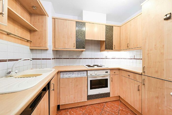1 Bedroom Flat To Rent In Bartholomew Close, London, EC1A