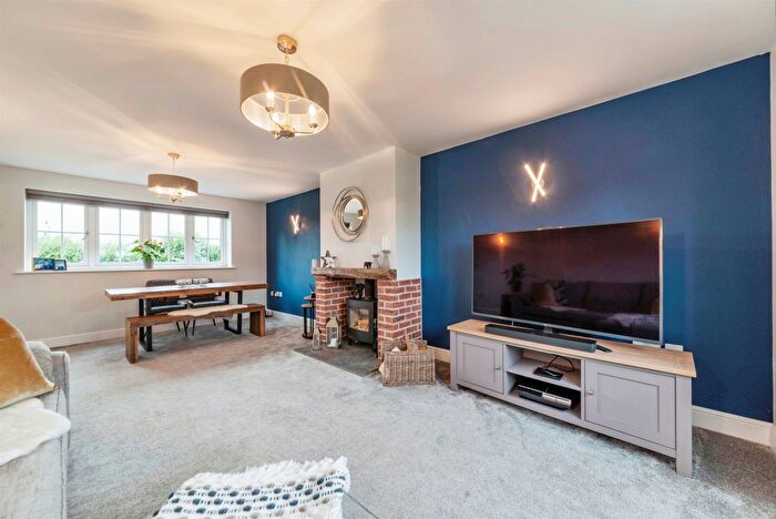 3 Bedroom Detached House For Sale In Brotts Road, Normanton-On-Trent, Newark, NG23