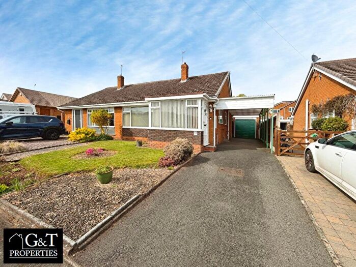 3 Bedroom Bungalow For Sale In Troon Place, Stourbridge, DY8