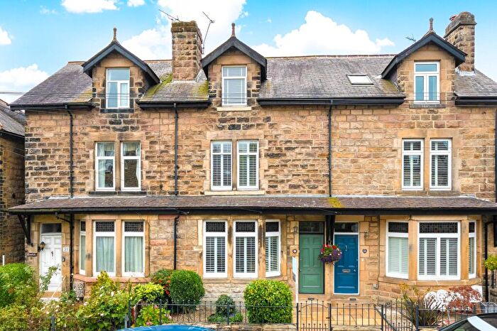 3 Bedroom Terraced House For Sale In West Cliffe Terrace, Harrogate, HG2