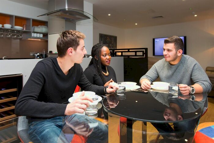 Studio To Rent In Corporation Street, Coventry, CV1