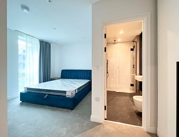 2 Bedroom Flat To Rent In Caldon Boulevard, Wembley, HA0