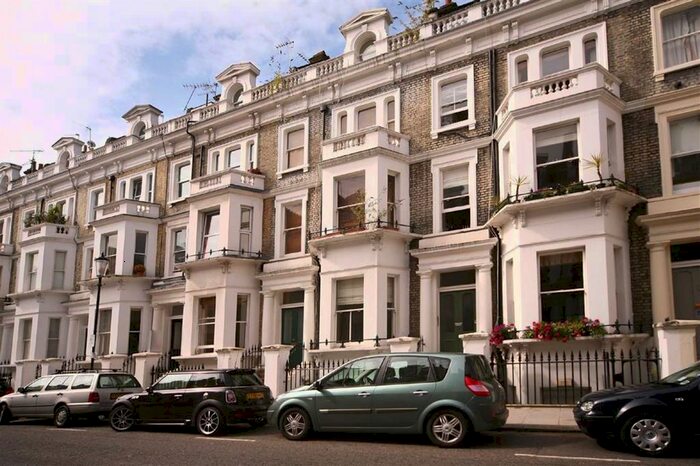1 Bedroom Flat To Rent In Westgate Terrace, London, SW10