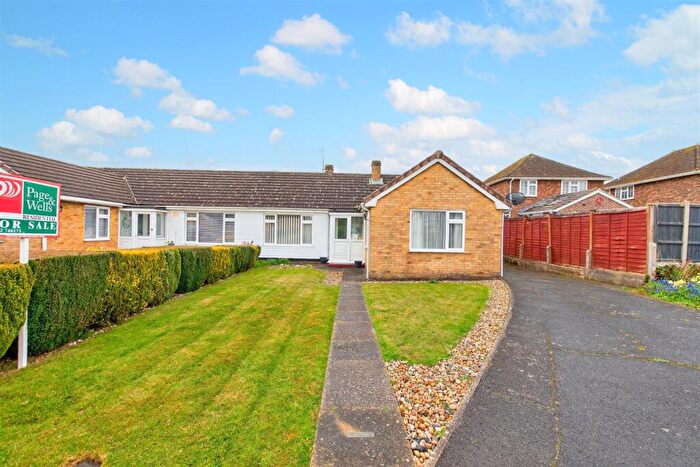 2 Bedroom Semi-Detached Bungalow For Sale In Linton Gore, Coxheath, Maidstone, ME17