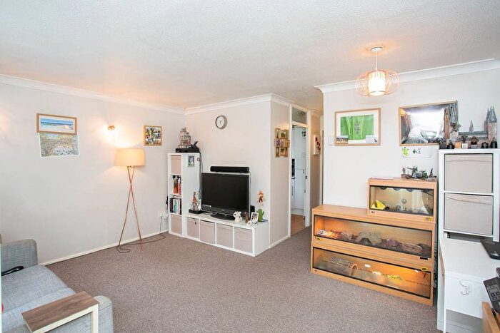 1 Bedroom Maisonette To Rent In Northridge Way, Hemel Hempstead, HP1