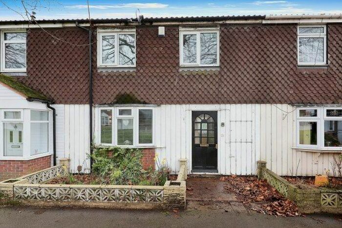 3 Bedroom Property To Rent In Reedham Gardens, Wolverhampton, WV4