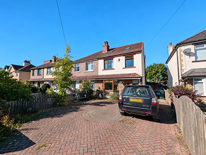 5 Bedroom Semi-Detached House For Sale In Willow Crescent, Wrose, Bradford, BD2