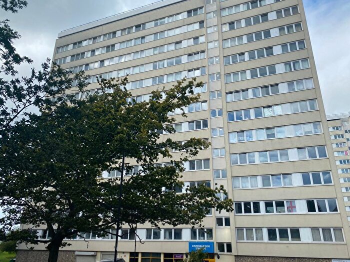 1 Bedroom Flat To Rent In Copenhagen Tower, International Way, Woolston, Southampton, Hampshire, SO19