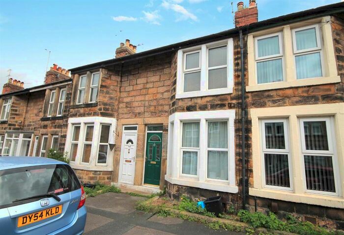 2 Bedroom Terraced House To Rent In Regent Avenue, Harrogate, HG1