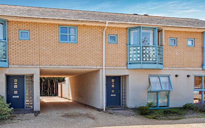 3 Bedroom Terraced House To Rent In Hurdles Way, Duxford, Cambridge, Cambridgeshire, CB22