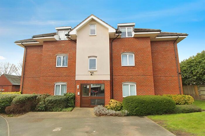 2 Bedroom Flat For Sale In Jupiter Court, Cippenham, SL1