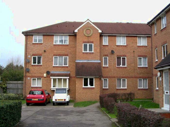 Studio To Rent In Scotwell Drive, Colindale, London, NW9