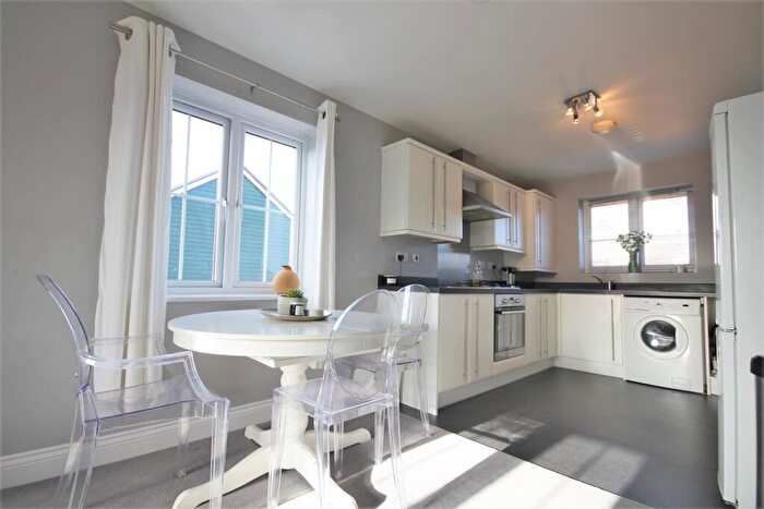 2 Bedroom Apartment To Rent In Elsanta Crescent, Titchfield Common, PO14