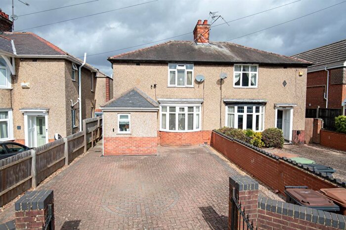 3 Bedroom Semi-Detached House For Sale In Gold Street, Wellingborough, NN8