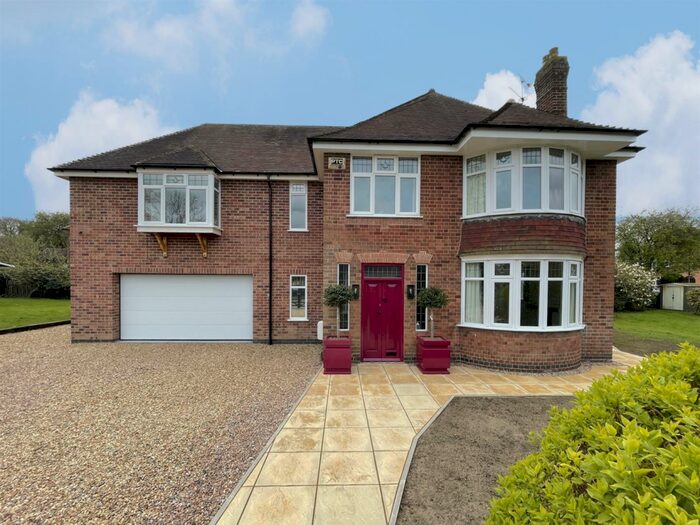 5 Bedroom Detached House To Rent In Gloucester Avenue, Melton Mowbray, LE13