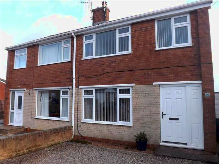 3 Bedroom Semi-Detached House To Rent In Bramlyn Close, Clowne, Chesterfield, S43
