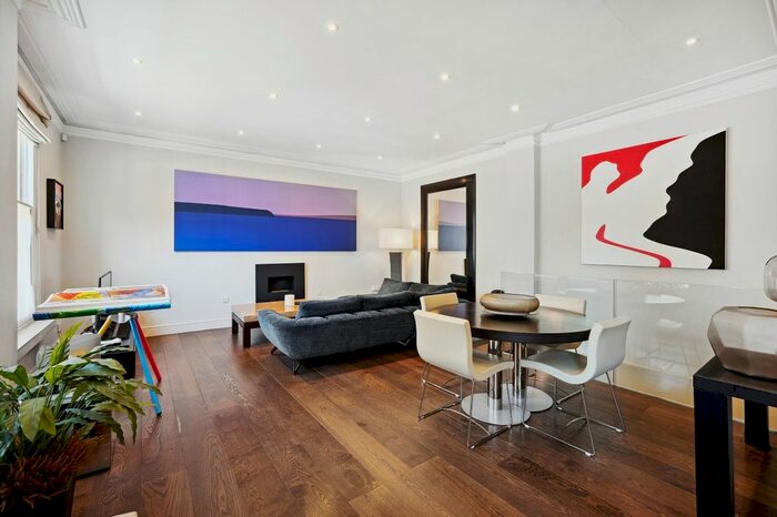 2 Bedroom Flat To Rent In Ashburn Place, London, SW7