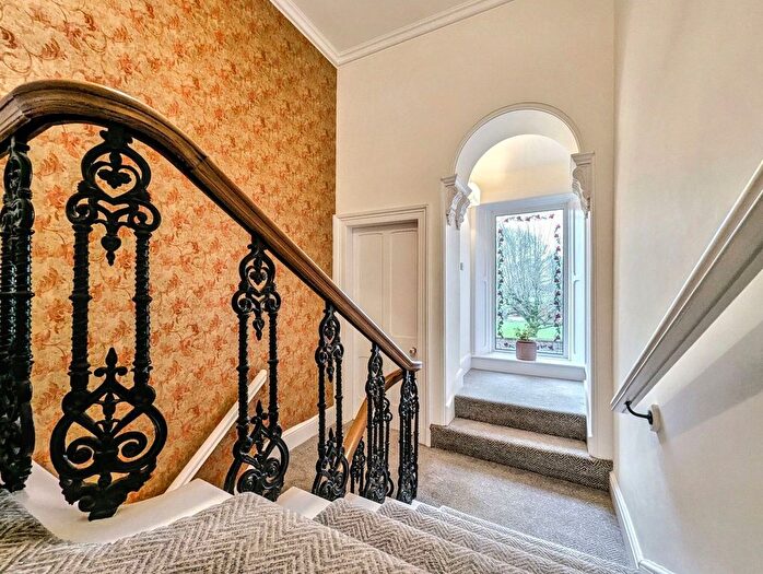 4 Bedroom Town House For Sale In Thaneville, Ellenborough, Maryport, CA15