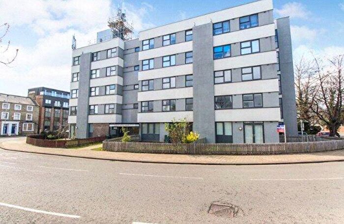 1 Bedroom Apartment To Rent In Goldington Road, Bedford, Bedfordshire, MK40