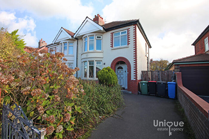 1 Bedroom Apartment For Sale In Kendal Avenue, Thornton-Cleveleys, FY5