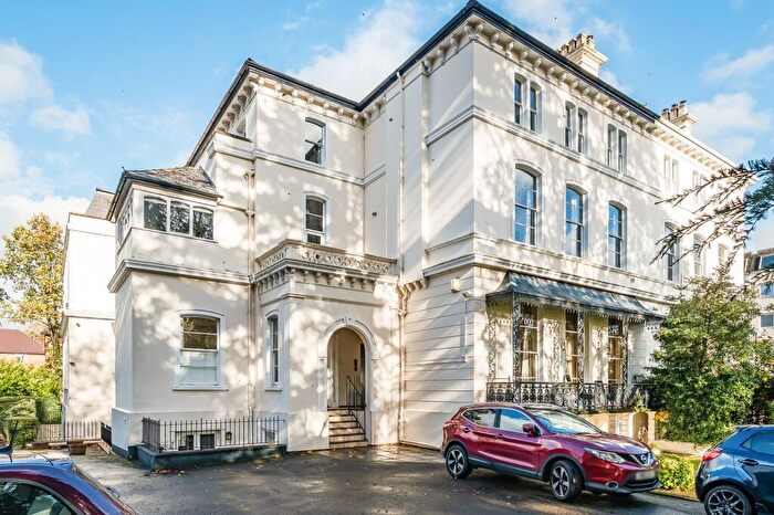 1 Bedroom Flat For Sale In Pittville Circus Road, Pittville, GL52