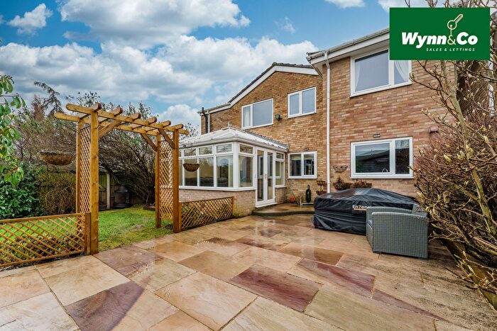 5 Bedroom Detached House For Sale In Holly Bank, Ackworth, Pontefract, WF7