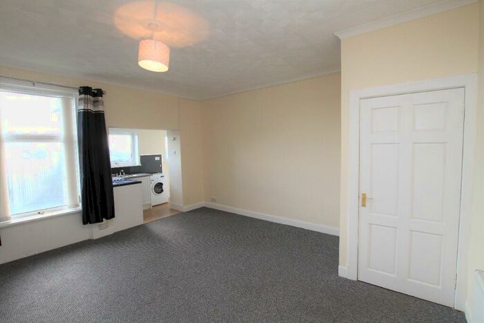 1 Bedroom Flat To Rent In Station Road, Shotts, ML7