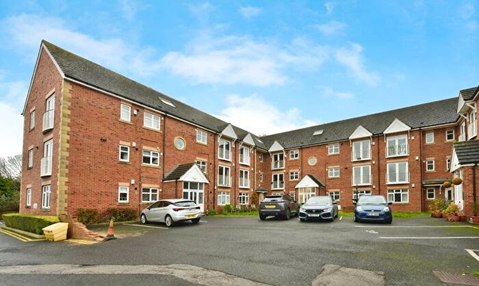 2 Bedroom Flat For Sale In Bole Hill Close, Sheffield, South Yorkshire, S6