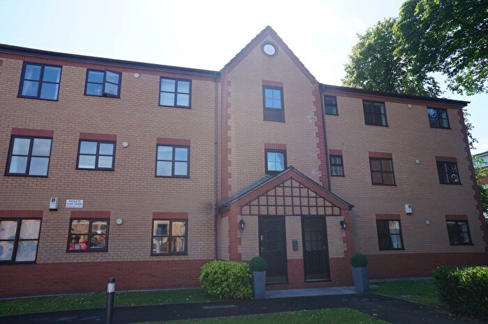 1 Bedroom Flat To Rent In Raleigh Close, Manchester, M20