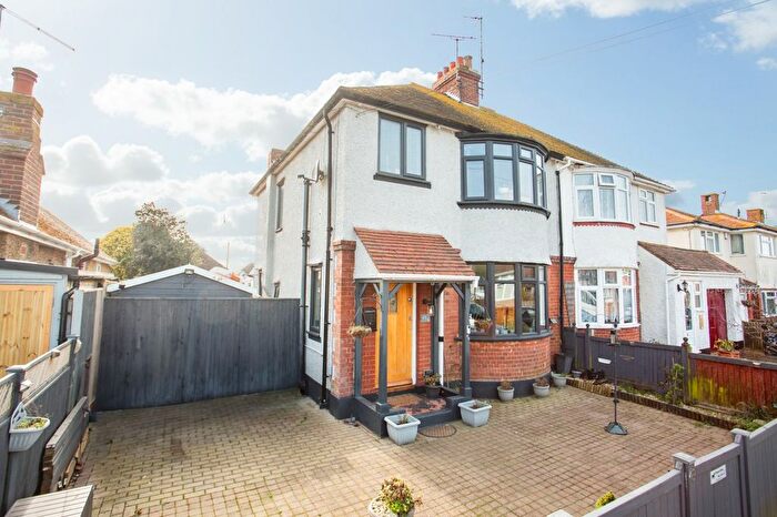 3 Bedroom Semi Detached House For Sale In Albany Drive, Herne Bay, Kent, CT6