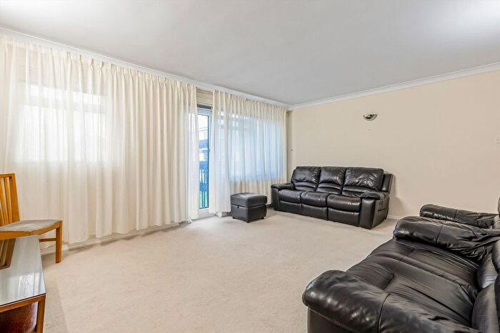 2 Bedroom Flat To Rent In Chalklands, Wembley, HA9