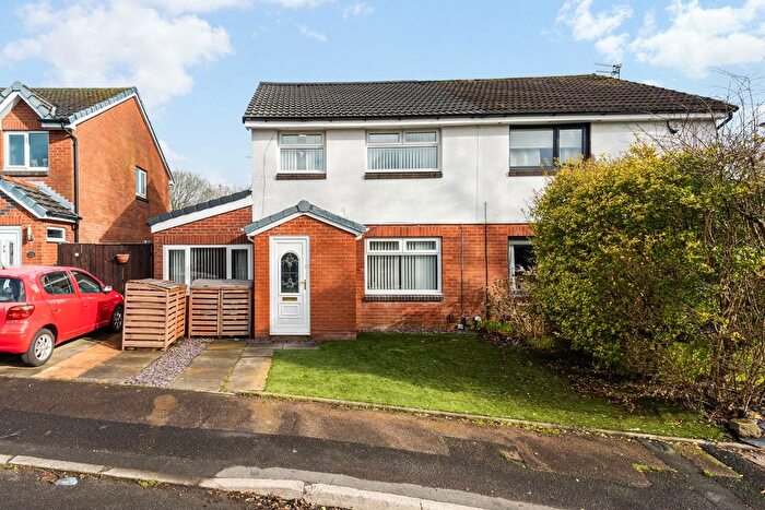 4 Bedroom Semi Detached House For Sale In Beeston Close, Bolton, BL1