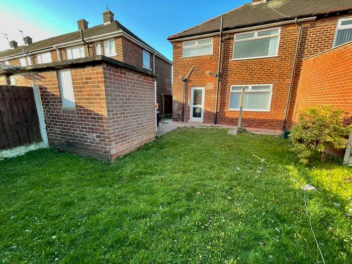 3 Bedroom End Of Terrace House To Rent In Dooley Drive, Liverpool L30