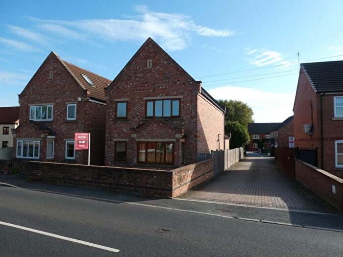 4 Bedroom Detached House To Rent In High Street, Belton, DN9